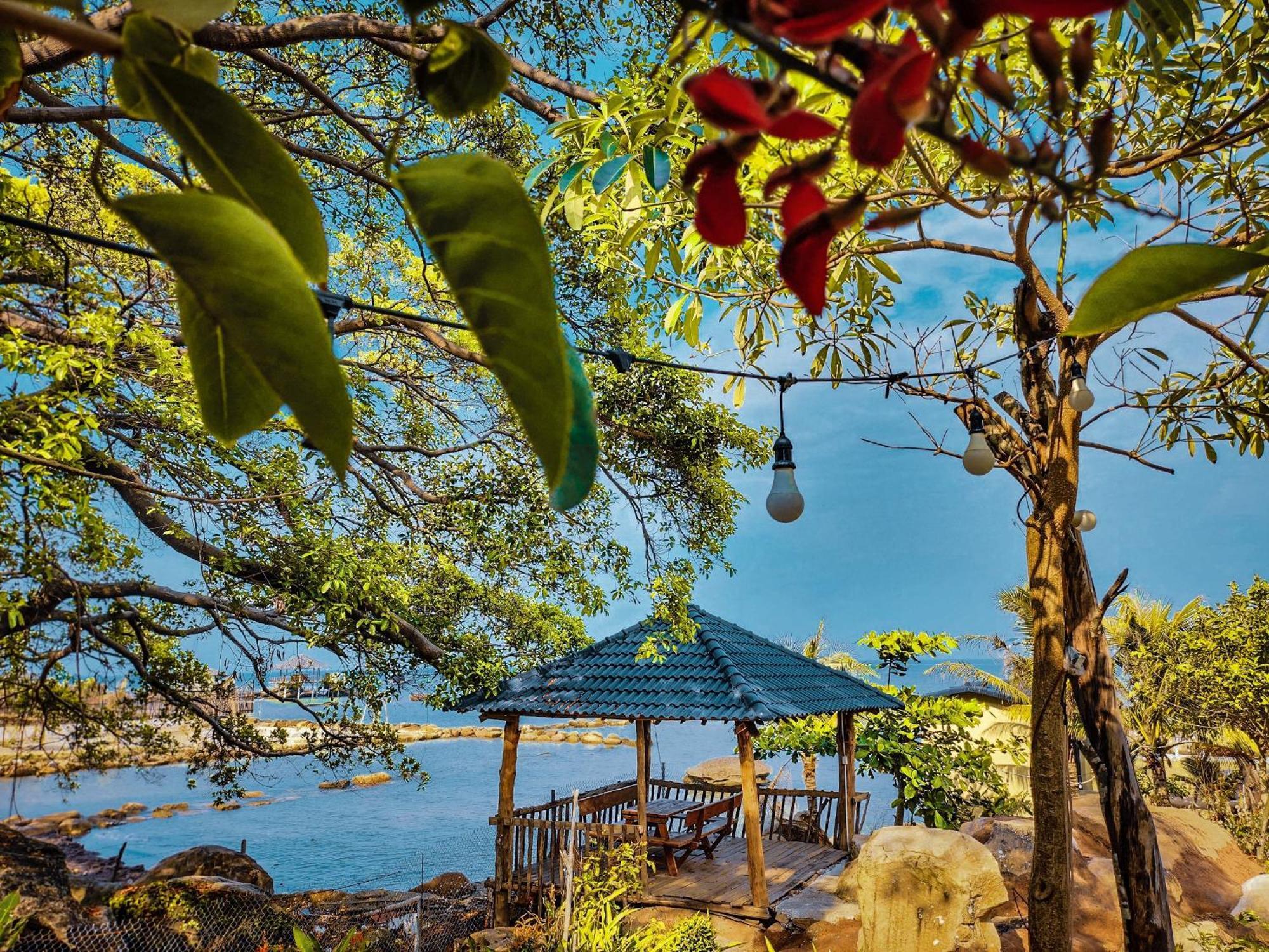 Voyage Phu Quoc Beach Resort Экстерьер фото