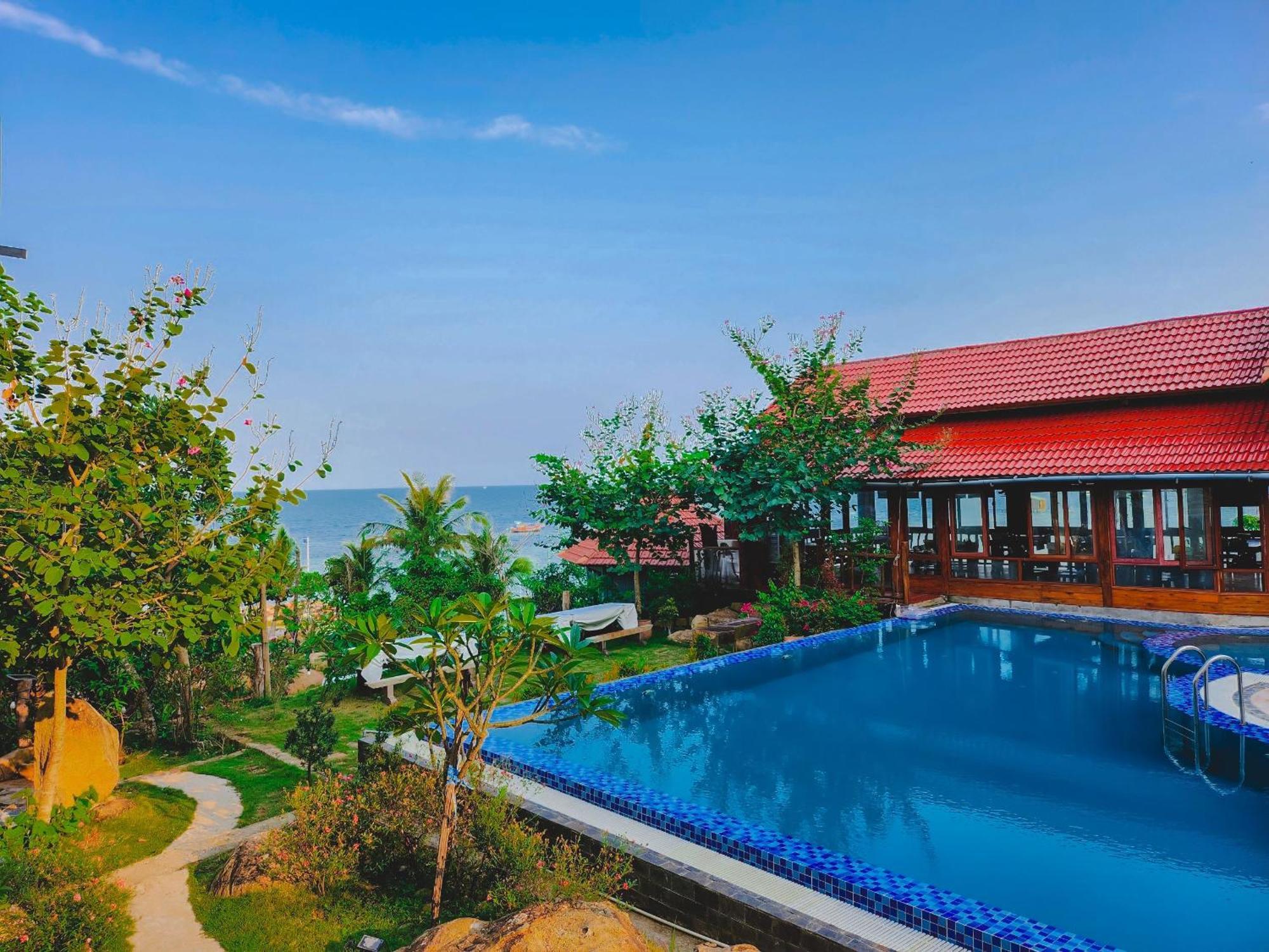 Voyage Phu Quoc Beach Resort Экстерьер фото